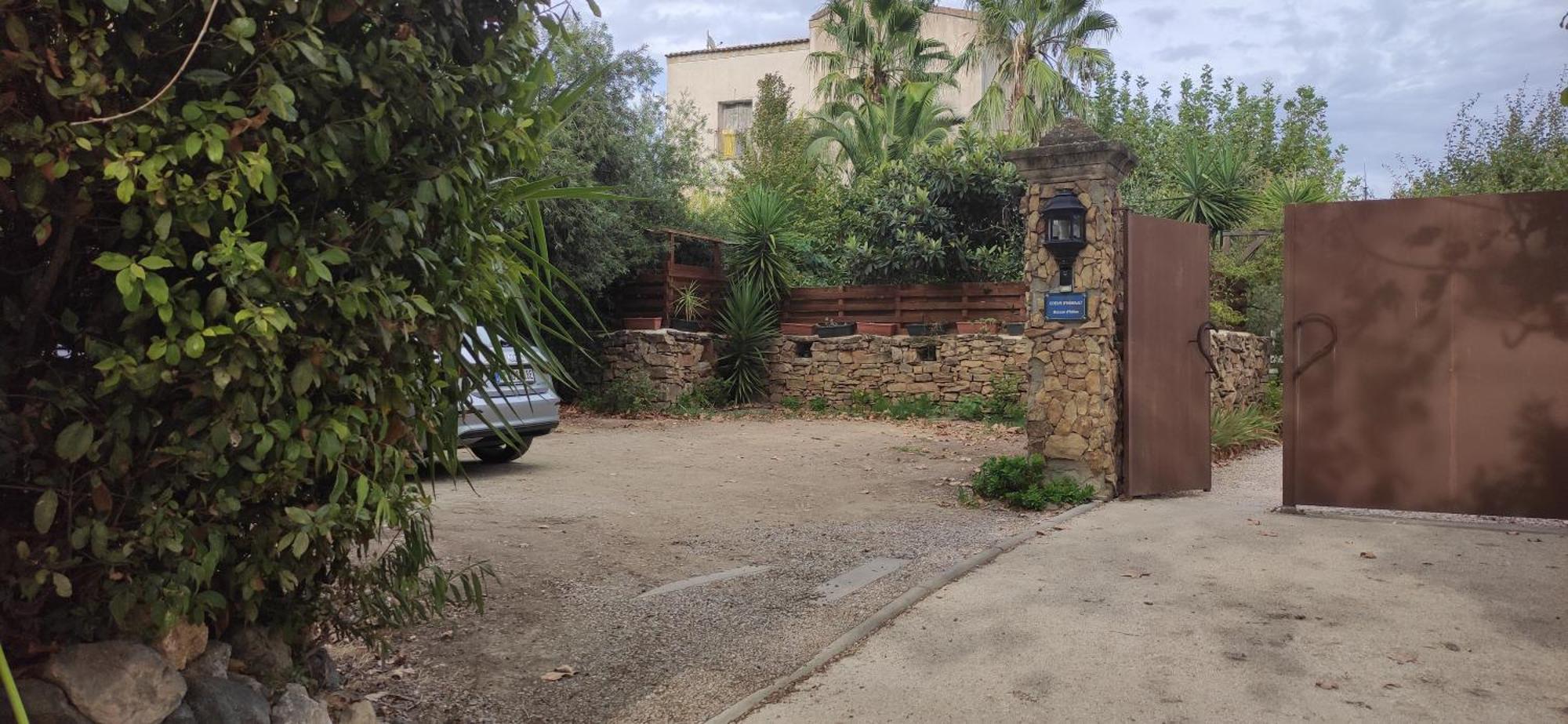 Maison D'Hotes Coeur D'Herault - Gite Et Chambres D'Hotes - Spa & Massages Péret Εξωτερικό φωτογραφία