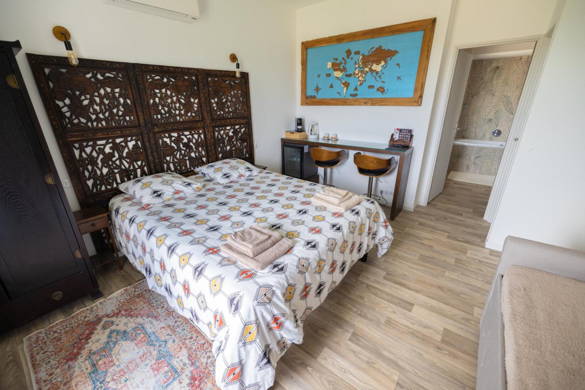 Maison D'Hotes Coeur D'Herault - Gite Et Chambres D'Hotes - Spa & Massages Péret Δωμάτιο φωτογραφία